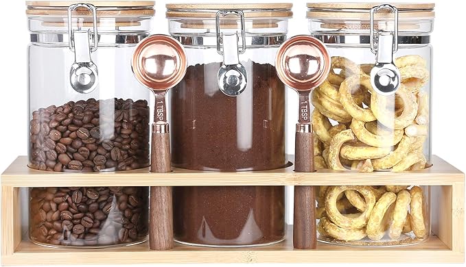 KKC コーヒー豆保存容器 保存缶 コーヒーキャンニスター ガラス密閉保存瓶 保存容器 保存瓶 パッキン スプーン付き 密閉 珈琲 カレー用のスパイス ガラスキャンニスター 1200ML 3個保存瓶+2スプーン+収納竹ラック